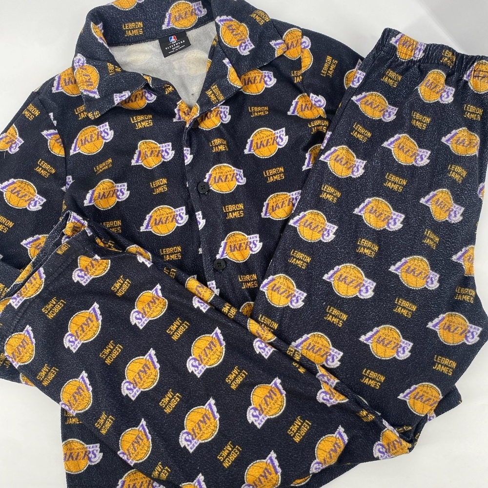 NBA Kids 2-Piece LA Lakers LeBron James Pajama Set Size M (10)